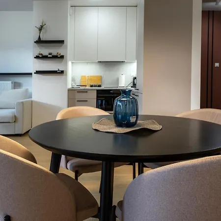 Spacious Apartments With Parking By Noclegi Renters Przemysl Exterior photo