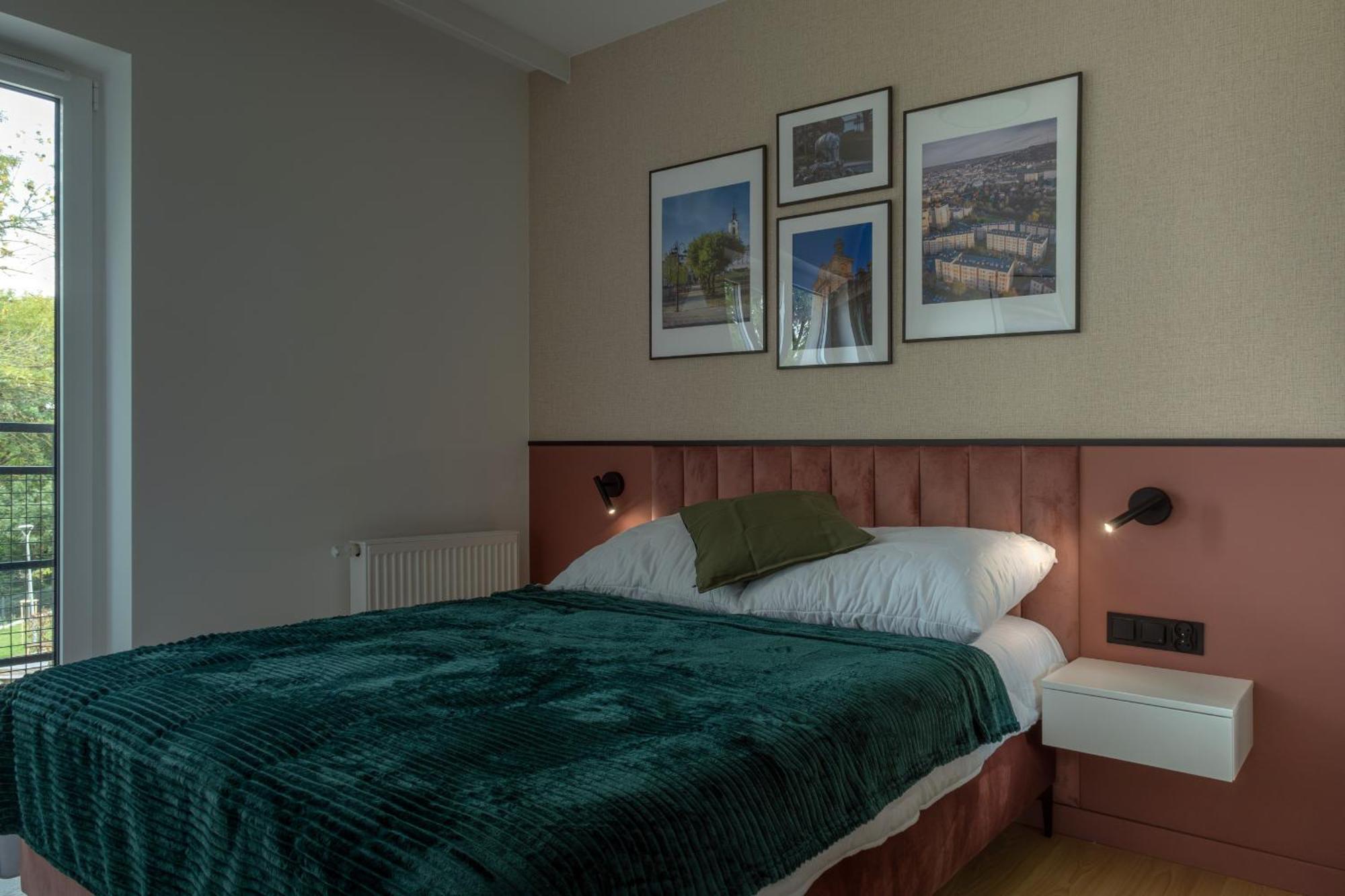 Spacious With Parking By Renters * Przemysl